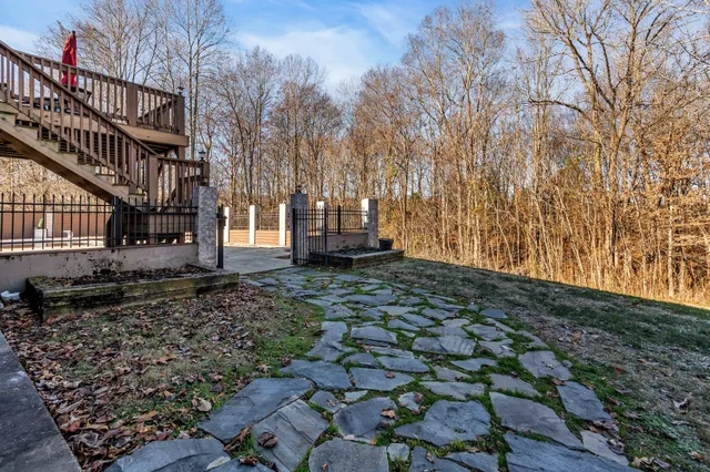 $850,000 | 1094 Paradise Drive, Greenbrier, TN 37073