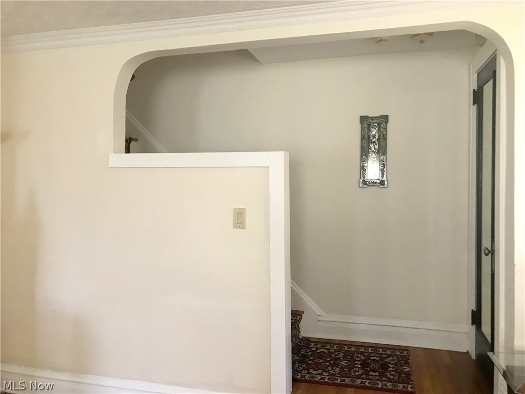 3134 East Overlook Road Cleveland, OH 44118 - Photo 6 of 35 Gallery Image 6