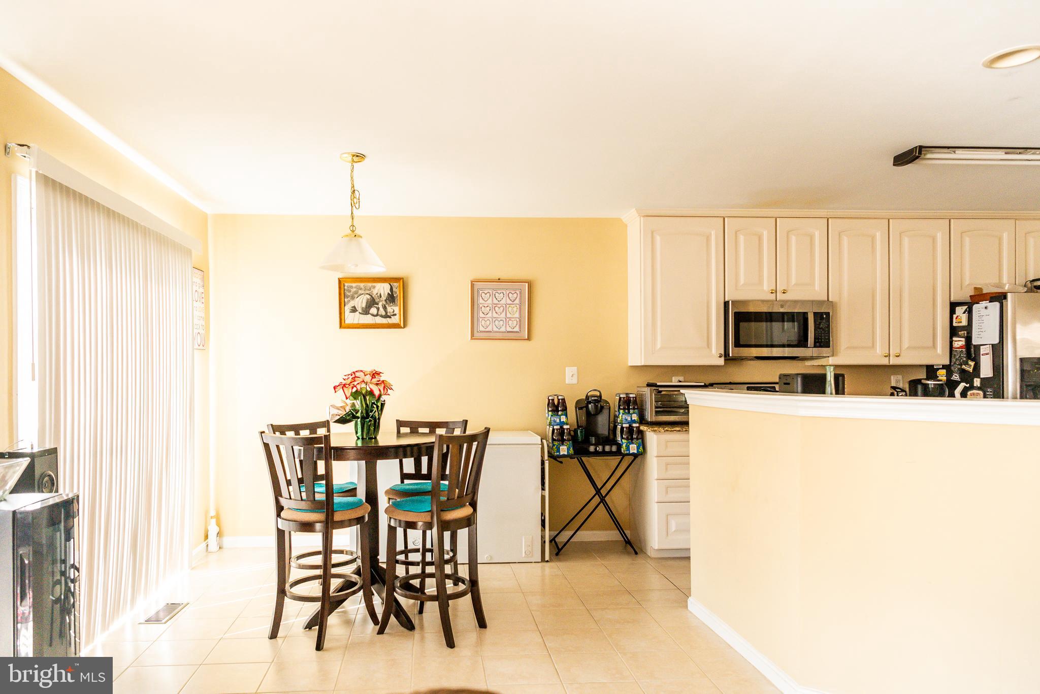 754 Blossom Tree Road Culpeper, VA 22701 - Photo 16 of 53 Breakfast Room/Bar