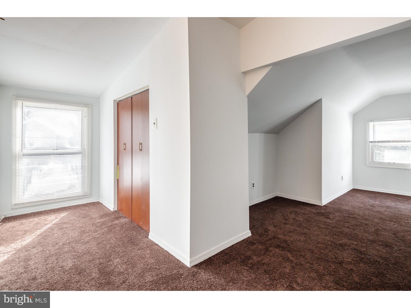 18 Princeton Road Clementon, NJ 08021 - Photo 14 of 19 an empty room with windows and closet