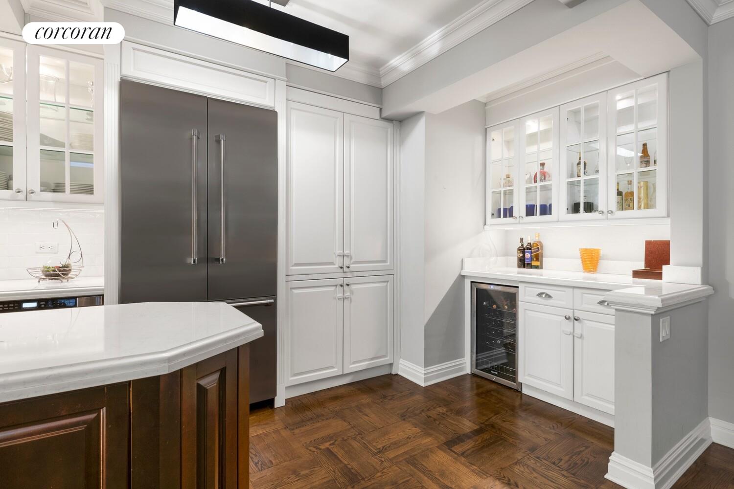65 East 76th Street, Unit 2AE Manhattan, NY 10021 - Photo 4 of 9