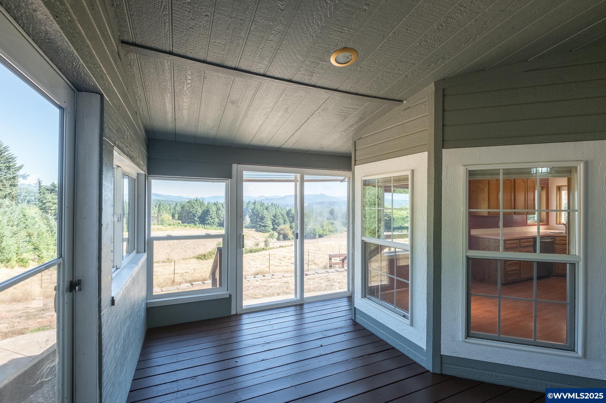 28255 Ridgeway Road Sweet Home, OR 97386 - Photo 5 of 50 Gallery Image 5