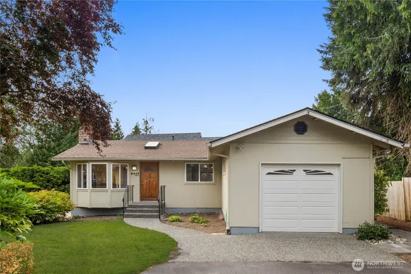 $3,200 | 6011 156th Avenue Northeast, Redmond, WA 98052