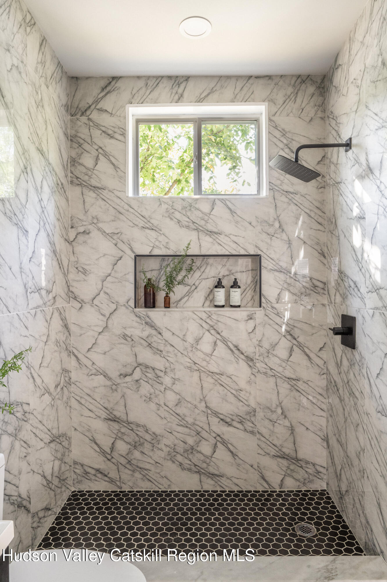 2859 Atlantic Avenue Hudson, NY 12534 - Photo 23 of 32 a bathroom with a shower