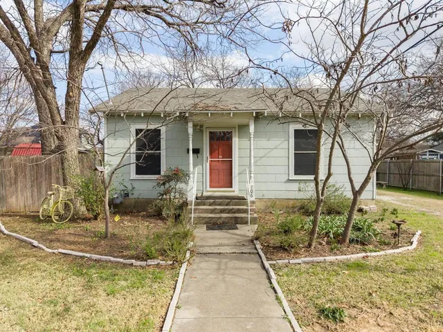 $179,000 | 106 Corporation Street, Hillsboro, TX 76645