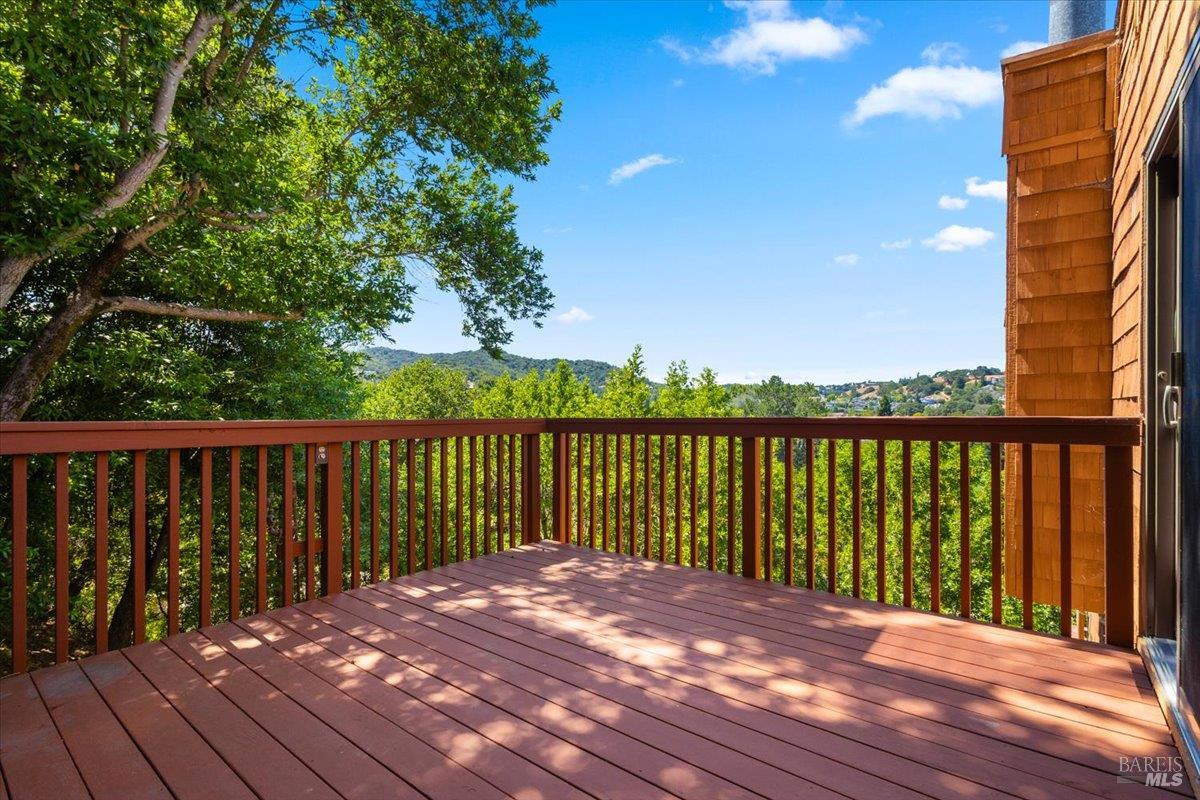 5 Wimbledon Court Novato, CA 94949 - Photo 40 of 48