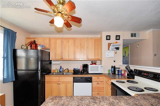 2003 Winston Road Colorado Springs, CO 80909 - Photo 14 of 26