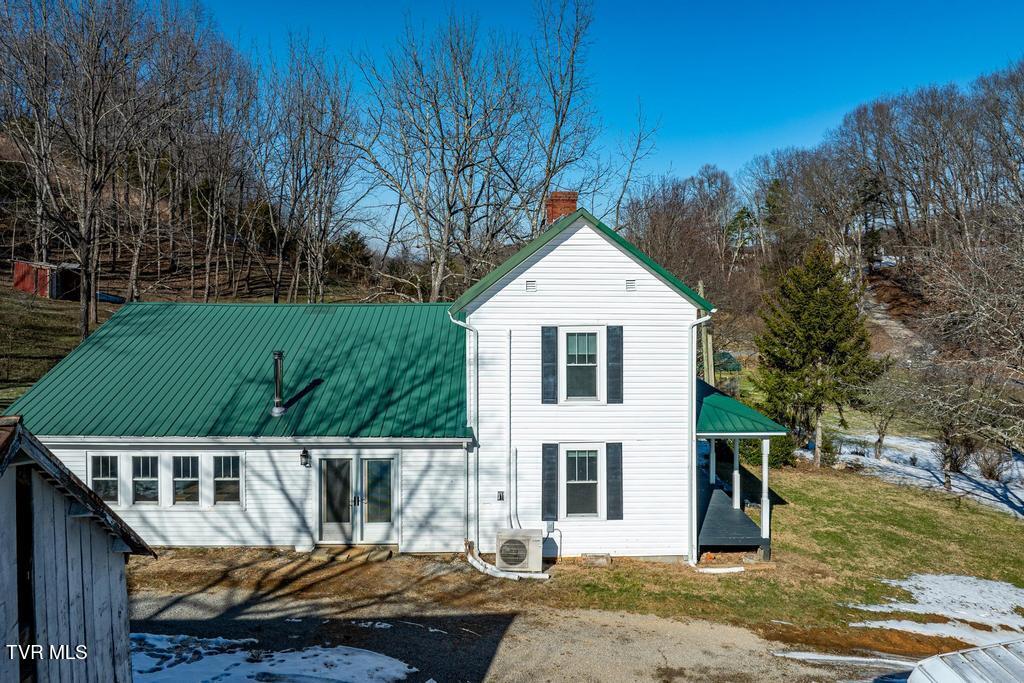 438 Toll Branch Road Johnson City, TN 37601 - Photo 34 of 114 438 Toll Branch Rd (22 of 114)