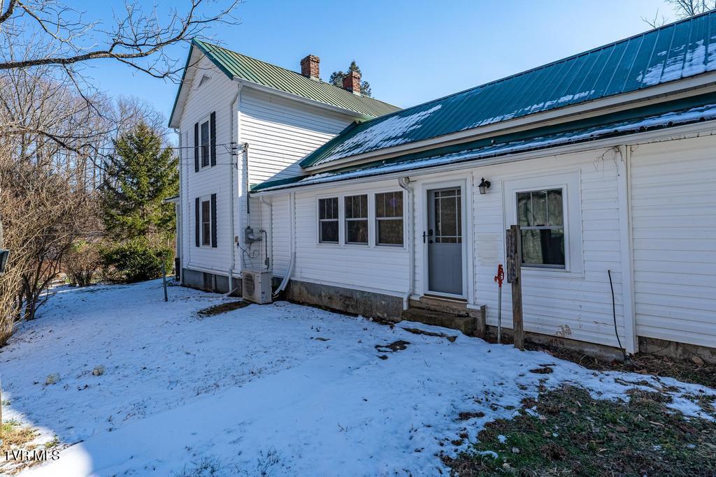 438 Toll Branch Road Johnson City, TN 37601 - Photo 67 of 114 438 Toll Branch Rd (57 of 114)