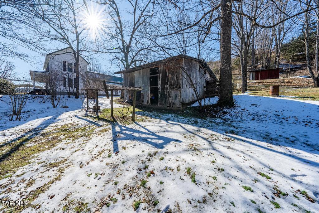 438 Toll Branch Road Johnson City, TN 37601 - Photo 71 of 114 438 Toll Branch Rd (61 of 114)