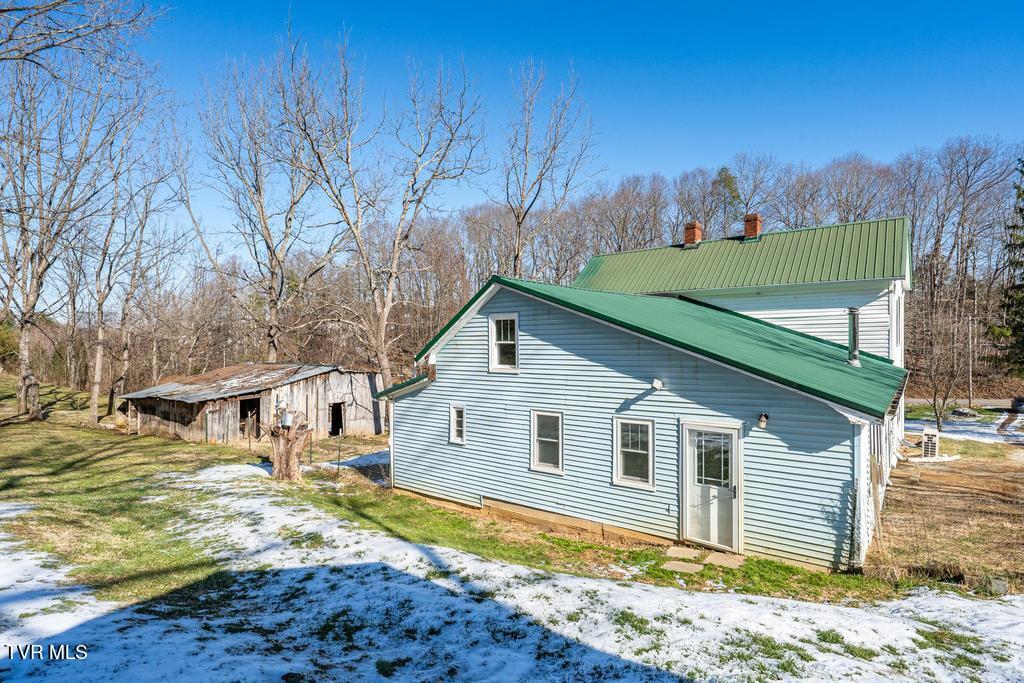 438 Toll Branch Road Johnson City, TN 37601 - Photo 77 of 114 438 Toll Branch Rd (67 of 114)