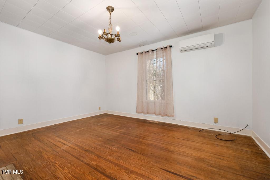 438 Toll Branch Road Johnson City, TN 37601 - Photo 96 of 114 438 Toll Branch Rd (86 of 114)