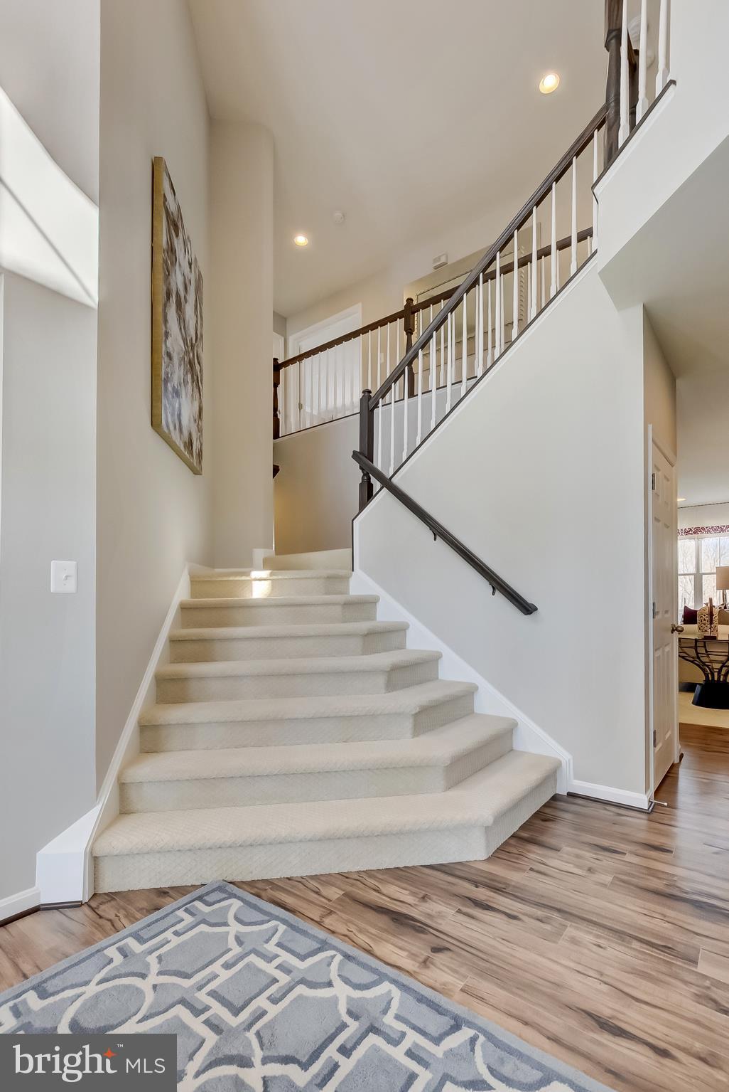 15825 Aerial View Road Woodbridge, VA 22193 - Photo 2 of 17 SAMPLE PHOTO - Main Staircase