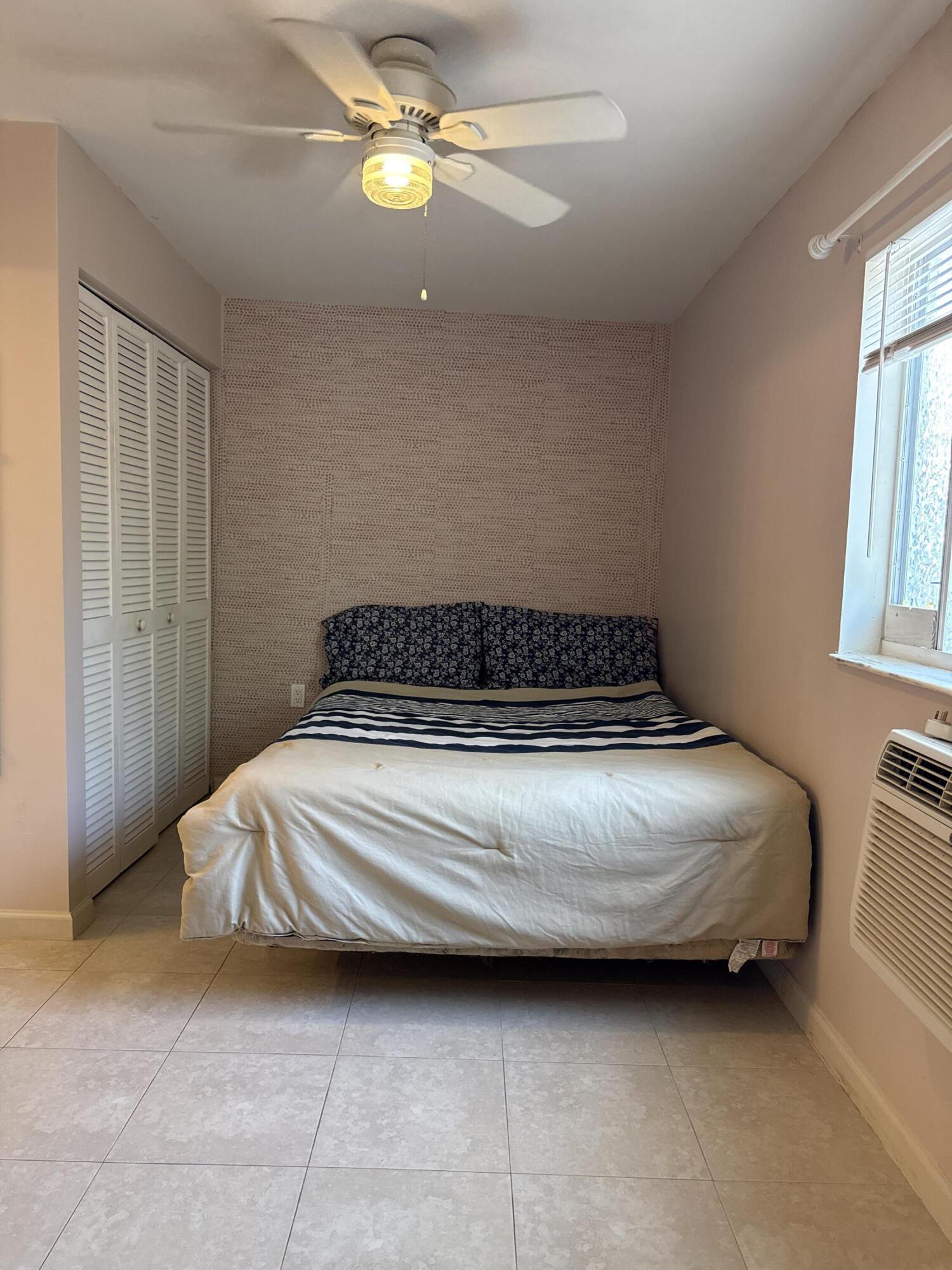 141 Ipswich Street, Unit 3 Boca Raton, FL 33487 - Photo 5 of 8 80410185298__E8444905-4F43-46DA-BCE4-20A