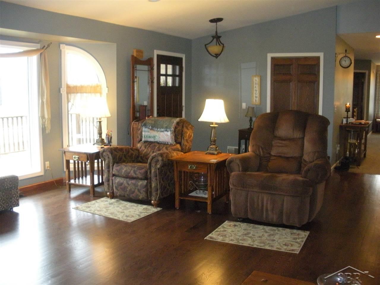 9293 Waterman Road Frankenmuth, MI 48734 - Photo 6 of 50 31316056-5.JPG