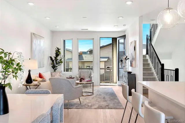 $789,000 | 18 Oneida Court, Denver, CO 80230