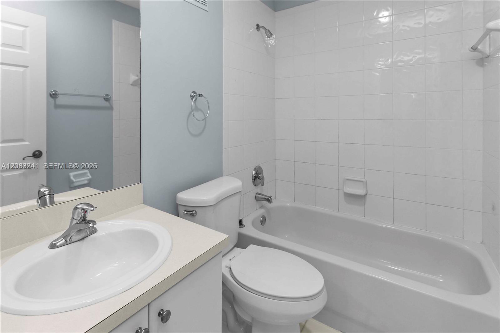 2324 Southeast 23rd Road, Unit 2324 Homestead, FL 33035 - Photo 13 of 16 Gallery Image 13