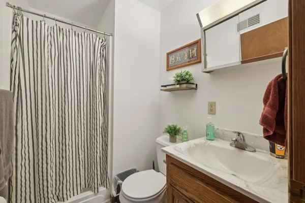 $390,000 | 518-520 Dane Street, Belleville, WI 53508