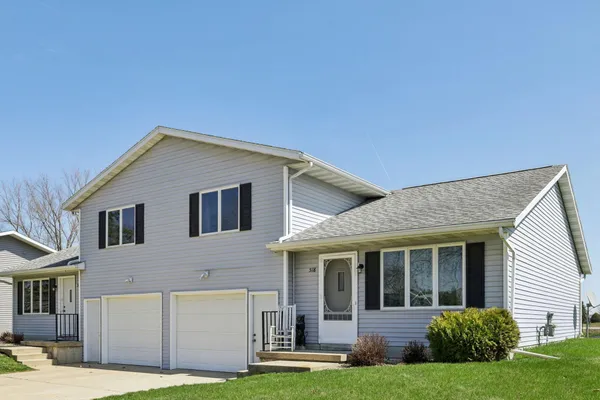 $390,000 | 518-520 Dane Street, Belleville, WI 53508