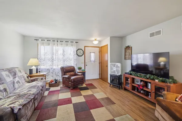 $390,000 | 518-520 Dane Street, Belleville, WI 53508