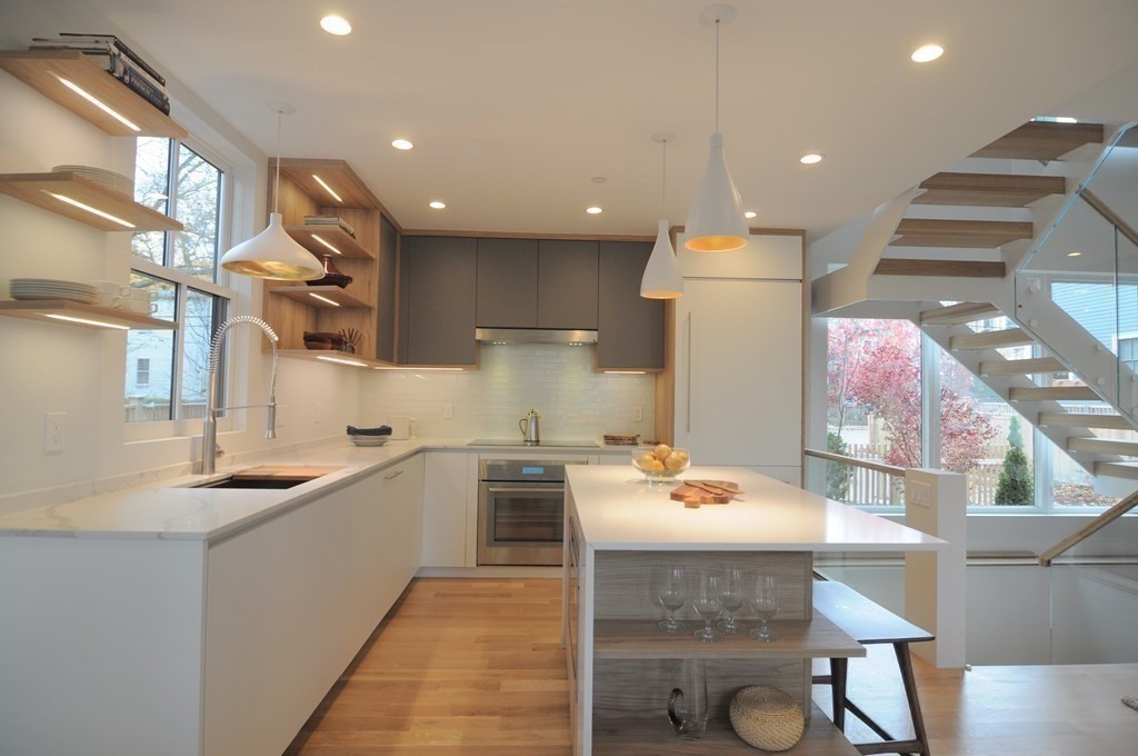 17 R Ellsworth Avenue Cambridge, MA 02139 - Photo 7 of 23 Gallery Image 7