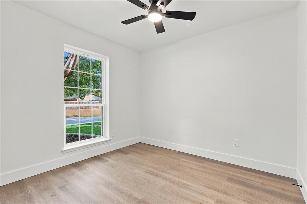 904 Dayton Road Mansfield, TX 76063 - Photo 19 of 34 Gallery Image 19