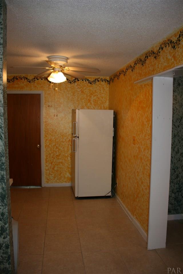 5251 Spring Street Pace, FL 32571 - Photo 13 of 42 Gallery Image 13