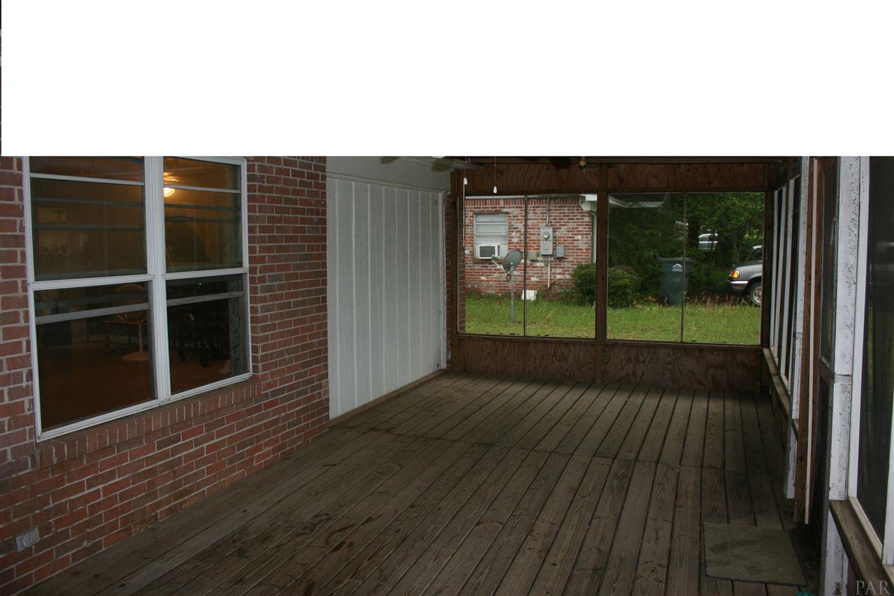 5251 Spring Street Pace, FL 32571 - Photo 38 of 42 Gallery Image 38