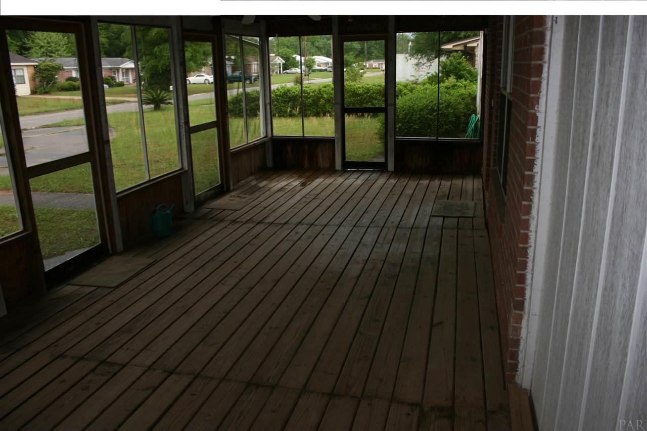 5251 Spring Street Pace, FL 32571 - Photo 41 of 42 Gallery Image 41