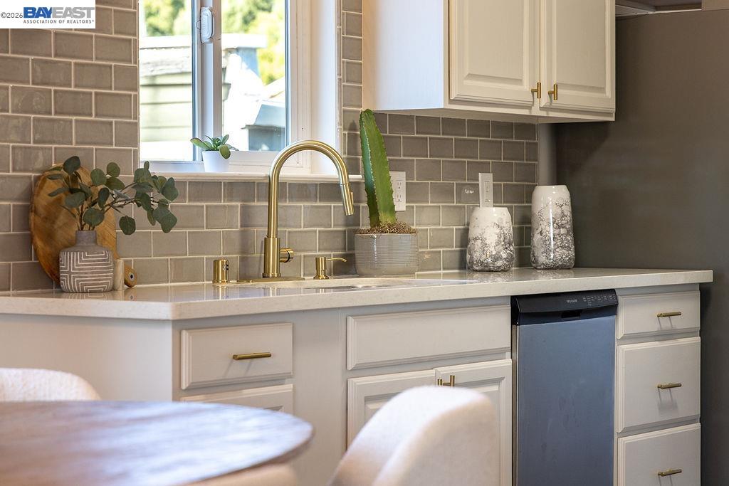 261 Julius Street San Leandro, CA 94577 - Photo 5 of 29