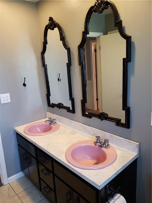 283 Gringo Independence Road Aliquippa, PA 15001 - Photo 14 of 25 Gallery Image 14