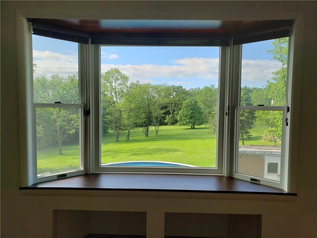 283 Gringo Independence Road Aliquippa, PA 15001 - Photo 6 of 25 Gallery Image 6