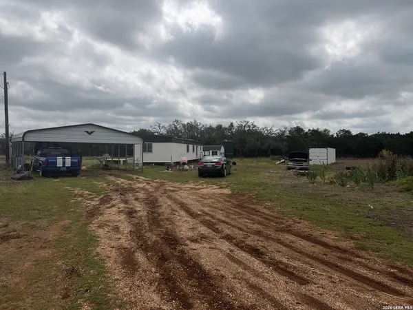 $250,000 | 258 Ewing Drive, Pipe Creek, TX 78063