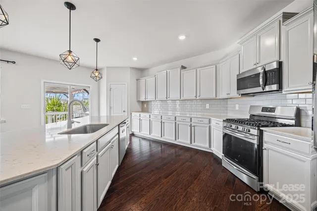 $3,000 | 17124 Harbor Road, Charlotte, NC 28278