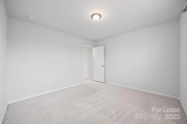 $3,000 | 17124 Harbor Road, Charlotte, NC 28278