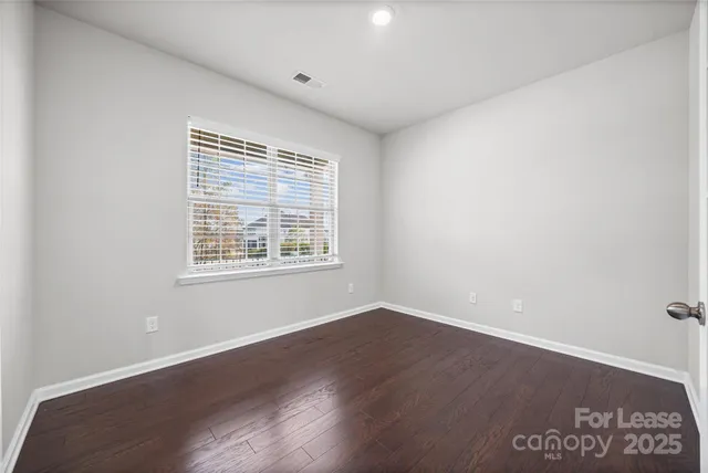 $3,000 | 17124 Harbor Road, Charlotte, NC 28278