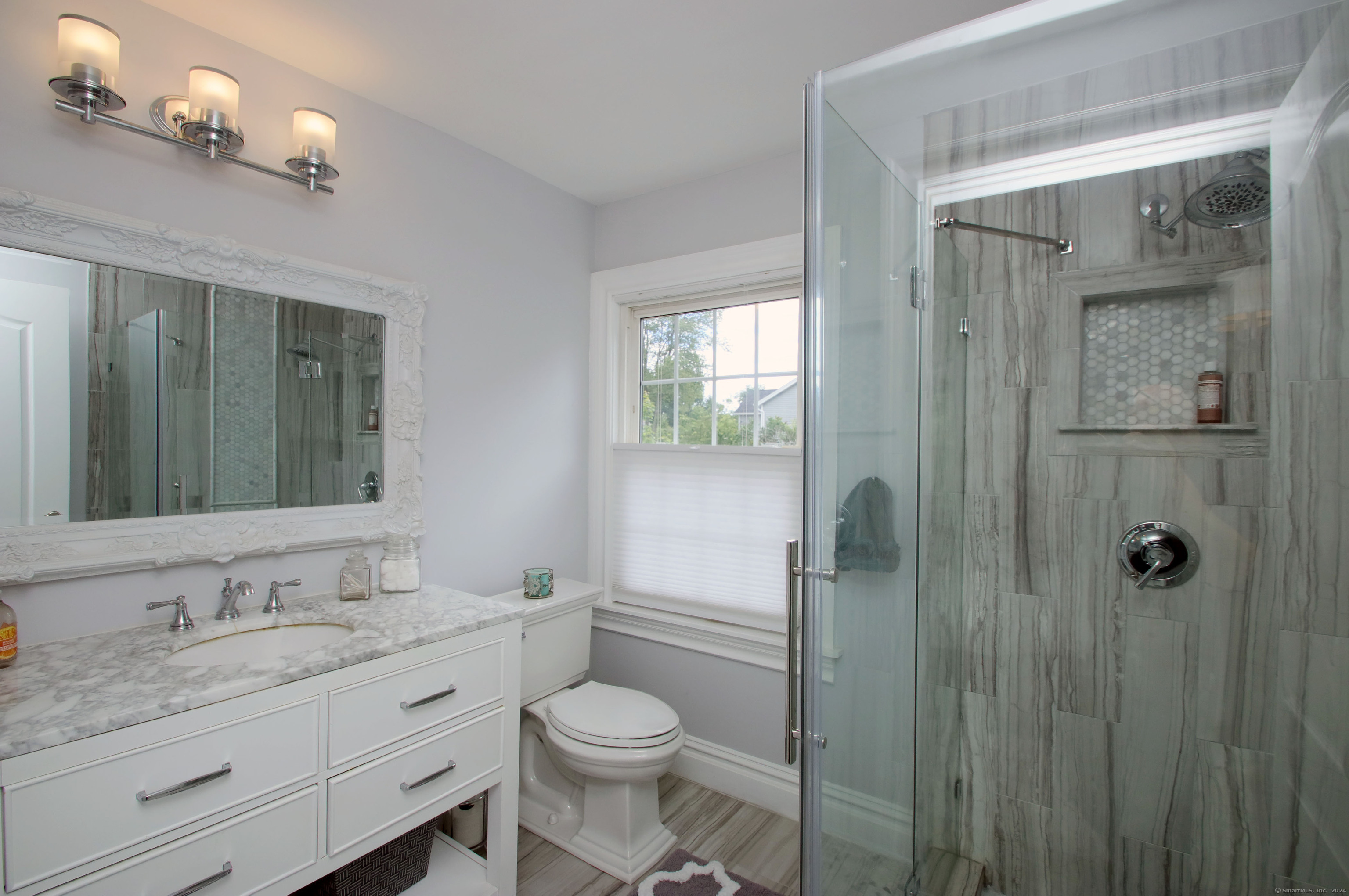 146 Oxford Road Fairfield, CT 06890 - Photo 25 of 31