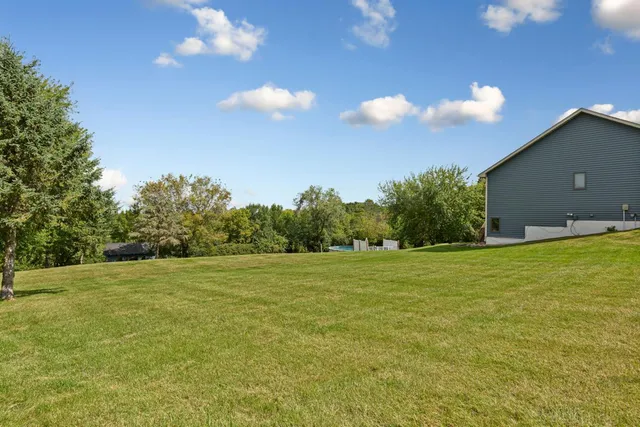 $574,900 | 412 Singing Hills Drive, Lonsdale, MN 55046