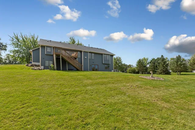 $574,900 | 412 Singing Hills Drive, Lonsdale, MN 55046