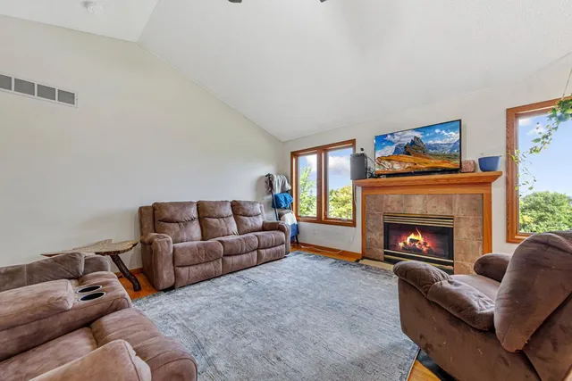 $574,900 | 412 Singing Hills Drive, Lonsdale, MN 55046