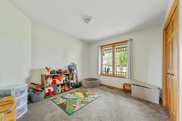 $574,900 | 412 Singing Hills Drive, Lonsdale, MN 55046