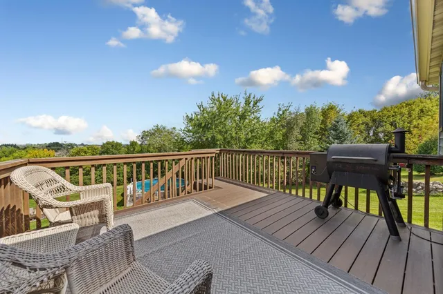 $574,900 | 412 Singing Hills Drive, Lonsdale, MN 55046