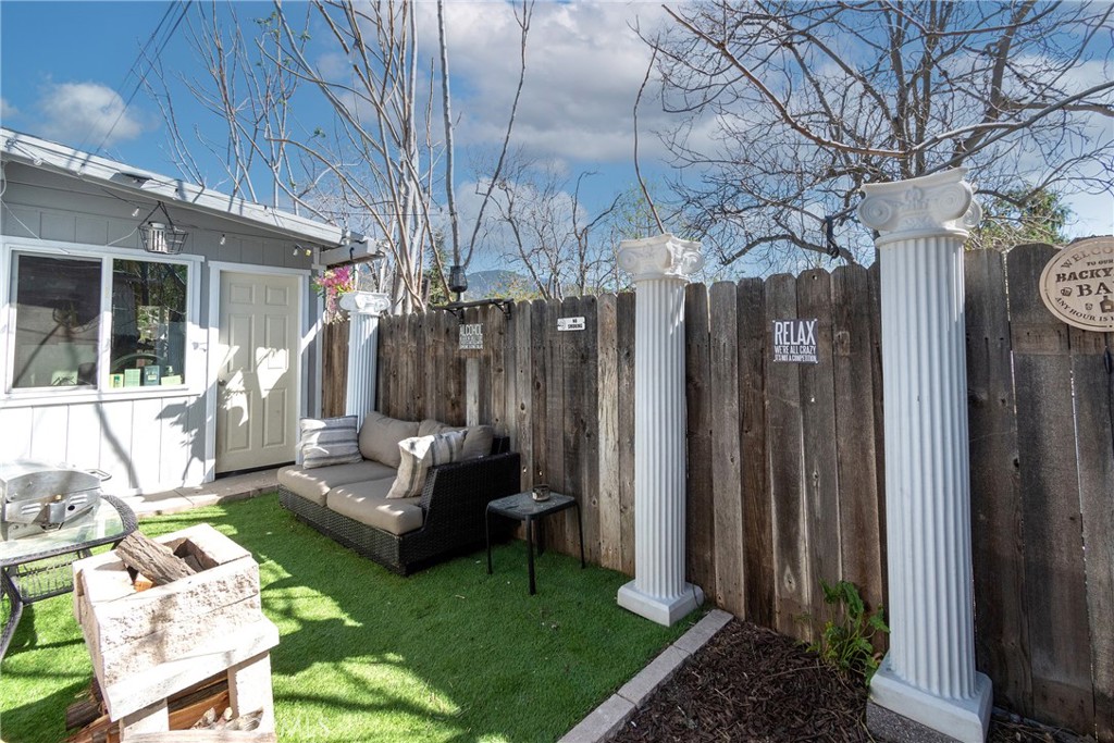 4015 Mountain Drive, Unit 27 San Bernardino, CA 92407 - Photo 12 of 35