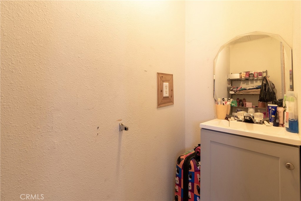 4015 Mountain Drive, Unit 27 San Bernardino, CA 92407 - Photo 18 of 35