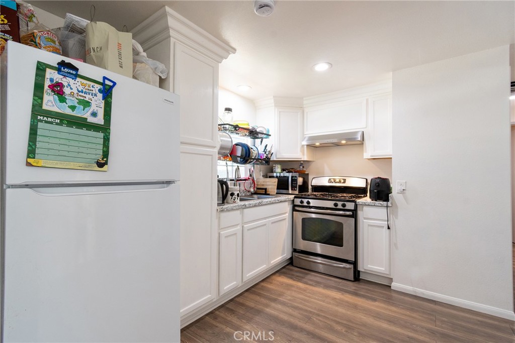 4015 Mountain Drive, Unit 27 San Bernardino, CA 92407 - Photo 19 of 35