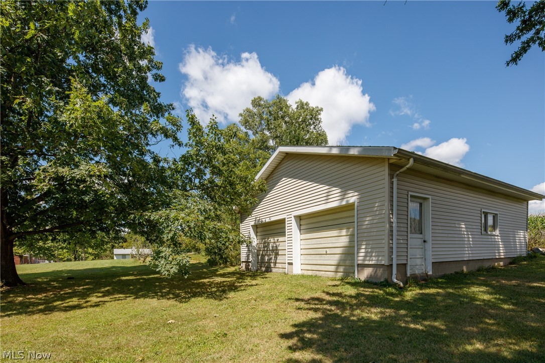 22476 Buck Road Alliance, OH 44601 - Photo 15 of 27