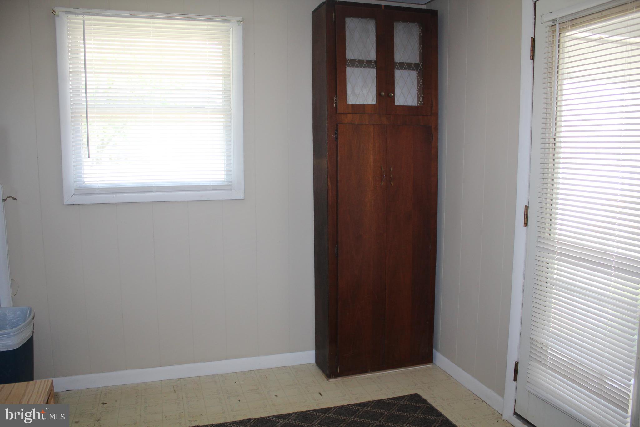 12439 West Torquay Road Ocean City, MD 21842 - Photo 16 of 24 Office space with exit to outdoors