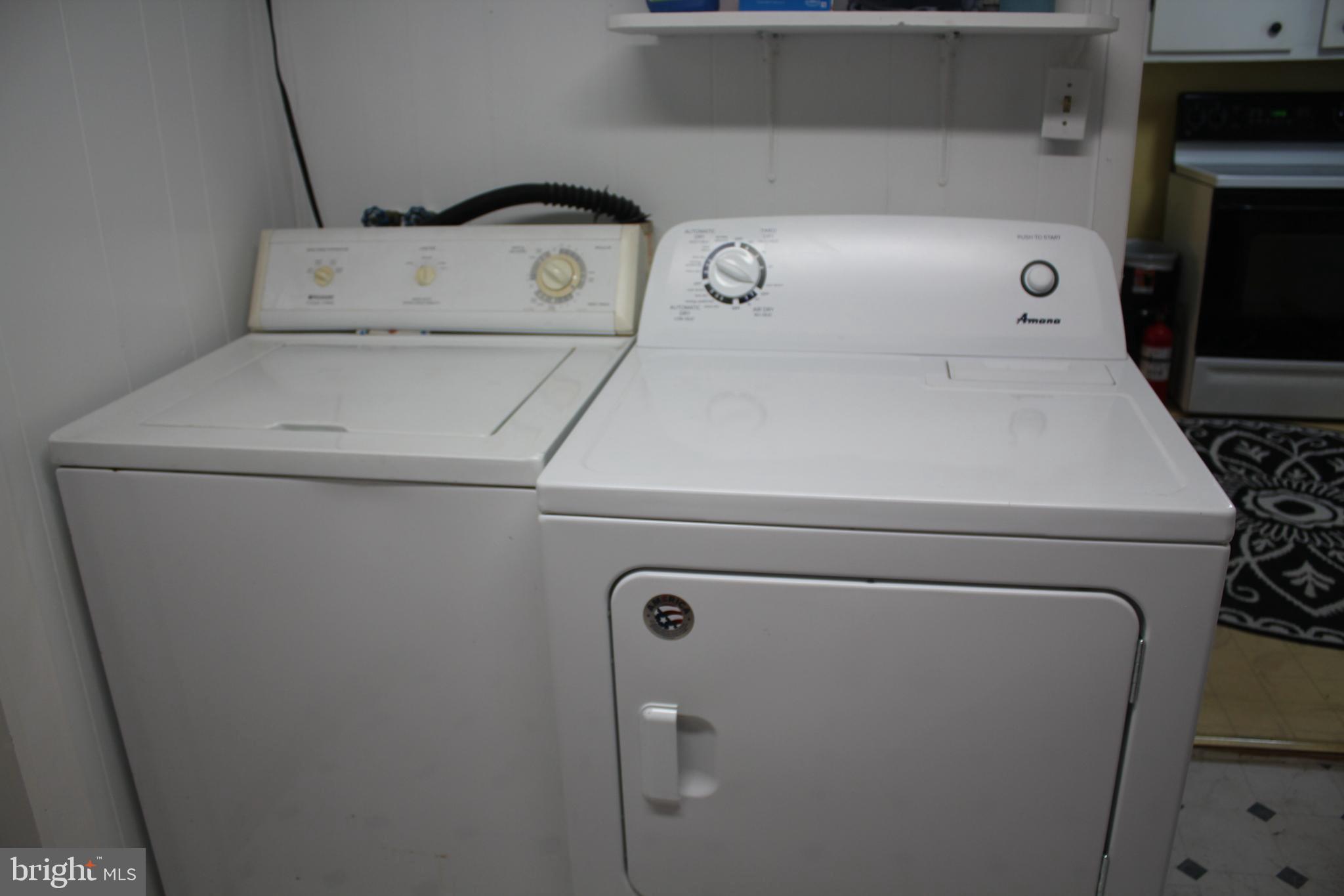 12439 West Torquay Road Ocean City, MD 21842 - Photo 18 of 24 Washing machine and dryer