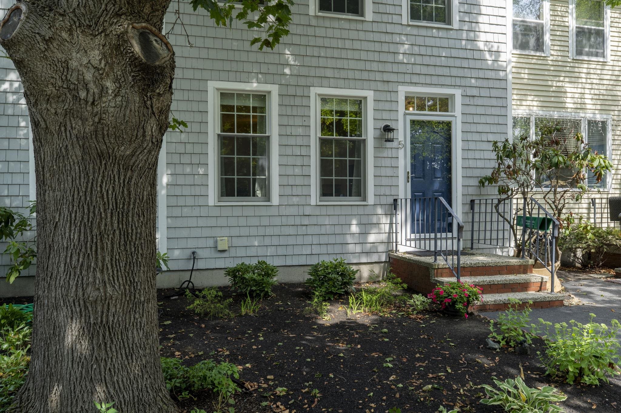 3370 Lafayette Road, Unit 5 Portsmouth, NH 03801 - Photo 2 of 35 Gallery Image 2