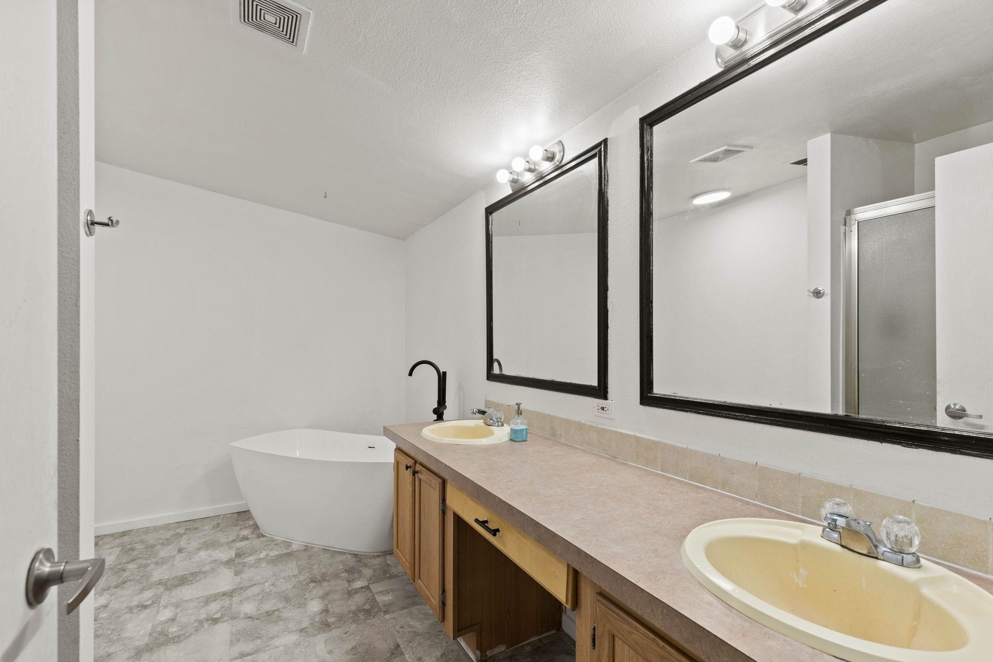 42204 North Darknell Road Elk, WA 99009 - Photo 15 of 41